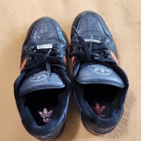 Adidas Sneakers in Black, Red, and Orange - Picture 7 of 8